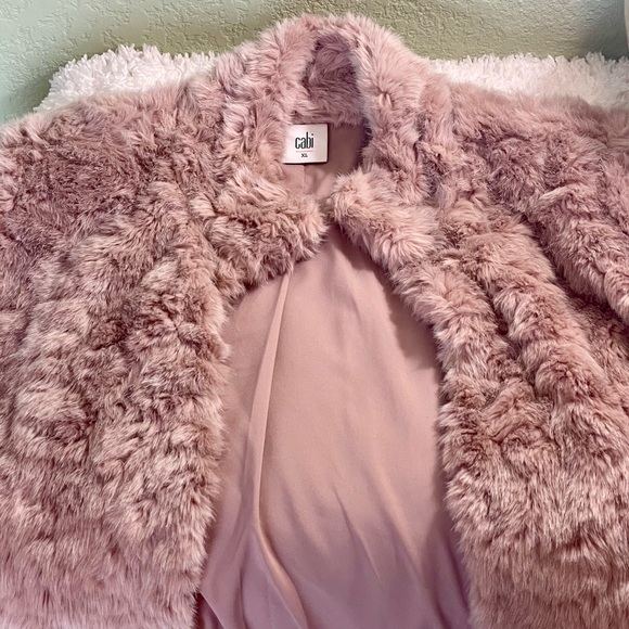Cabi CONTESSA COAT  XL Pink Faux  Fur Coat  Limited Edition. EUC - Picture 5 of 13